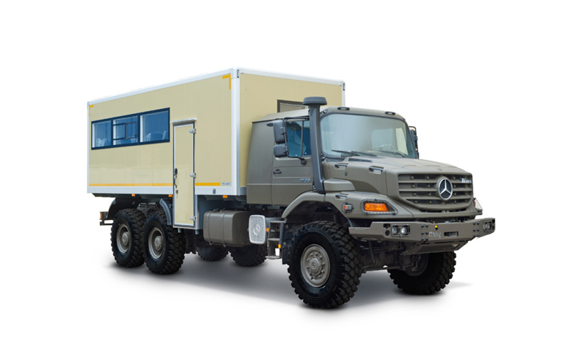 Shift bus based on the Mercedes-Benz-Zetros chassis